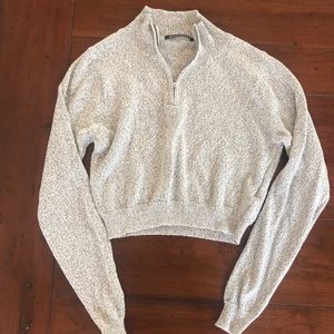 Brandy Melville crop gray sweater